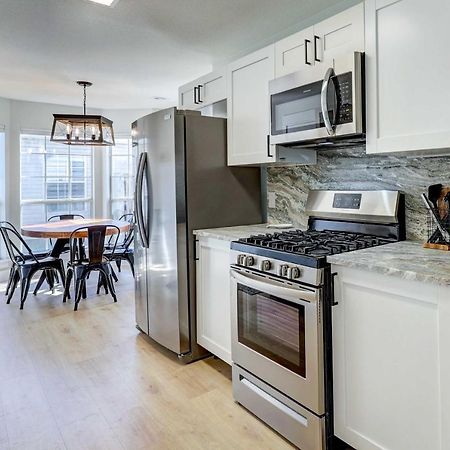 Chic Bentonville Home With Patio And Fire Pit! 외부 사진