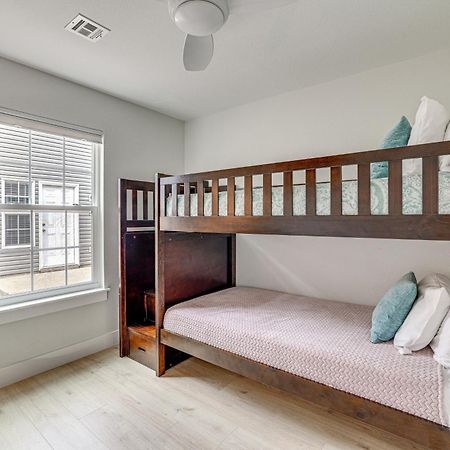 Chic Bentonville Home With Patio And Fire Pit! 외부 사진