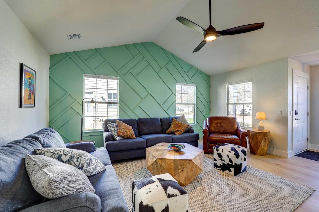 Chic Bentonville Home With Patio And Fire Pit! 외부 사진